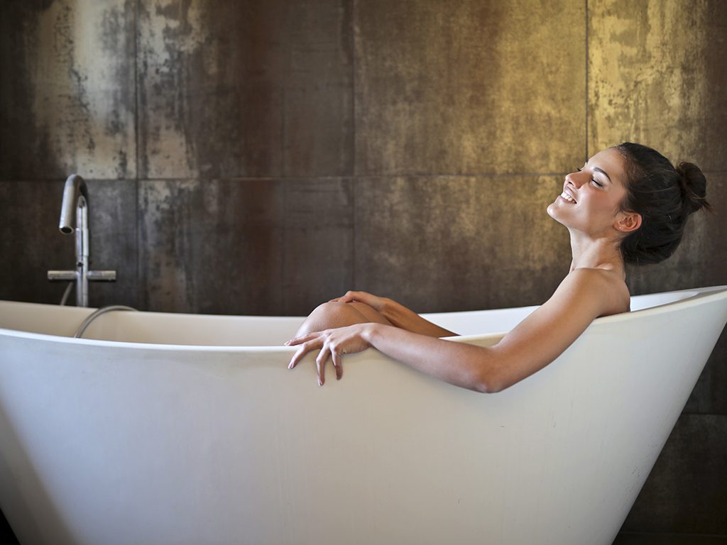 installing bathtub in an alcove