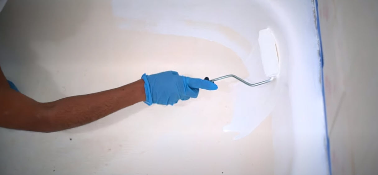 Tub Reglazing vs Bathtub Liners Tub Reglazing vs Bathtub Liners