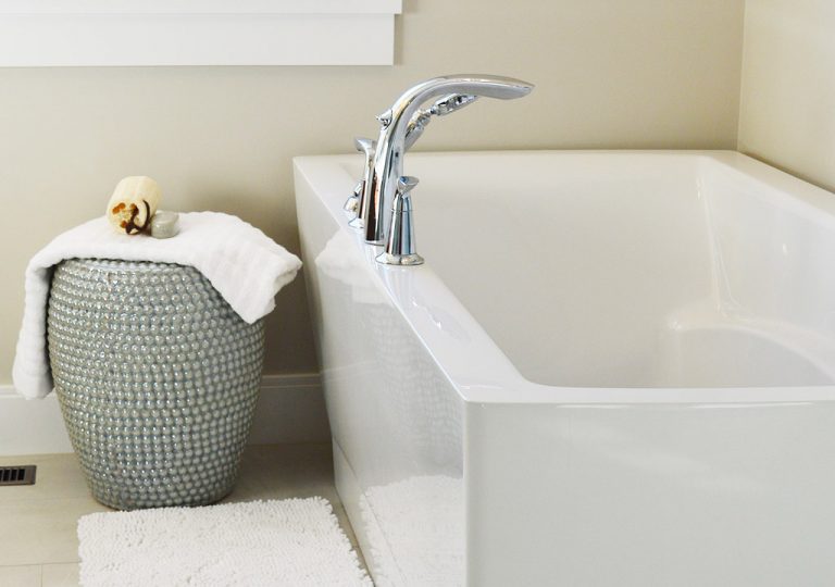 Bathtub Restoration Is Bathtub Liner a Good Idea Lakewood, New Jersey