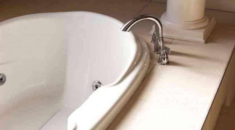 Tub Reglazing | Bathtub Refinishing | VT Lakewood Tub Reglazing