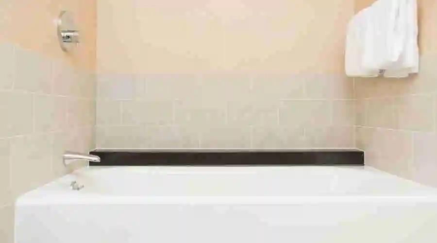 Will Bathtub Reglazing Increase the Value of My Home?