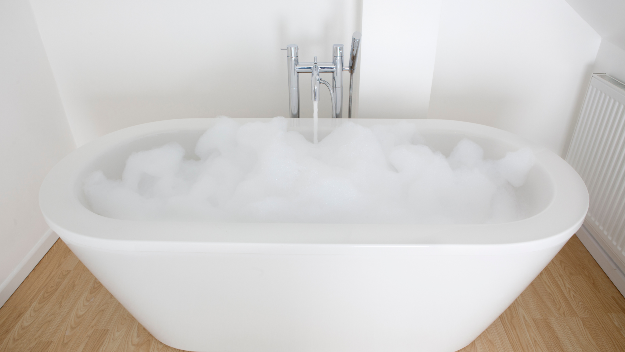 Examining Different Bathtub Types Benefits and Drawbacks VT Tub Reglazing and Refinishing