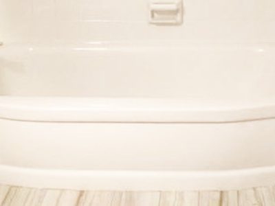 BATHTUB REPAIRS BATHTUB REPAIRS